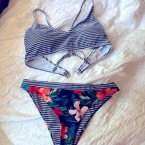 Beautiful swim suit M